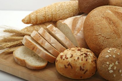 Chleb krojony krajalnicą do chleba